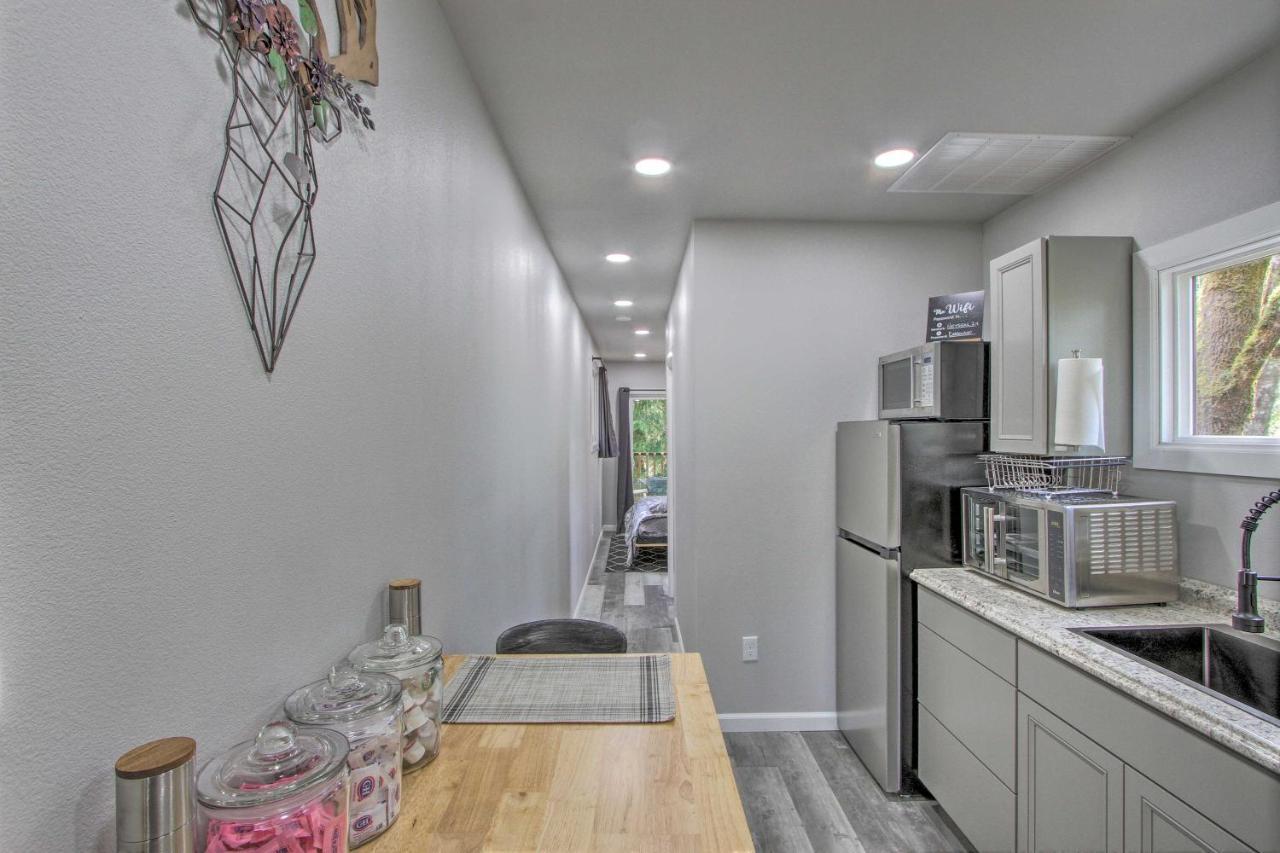 Unique Container Studio With Deck And Fire Pit! Buckley Exterior photo